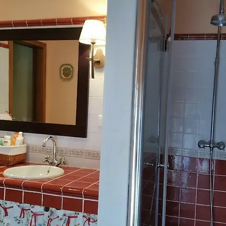 A Casa Do Buxo * Nogueira De Ramuin