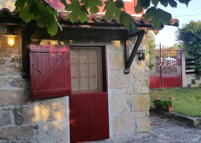 A Casa Do Buxo Nogueira De Ramuin